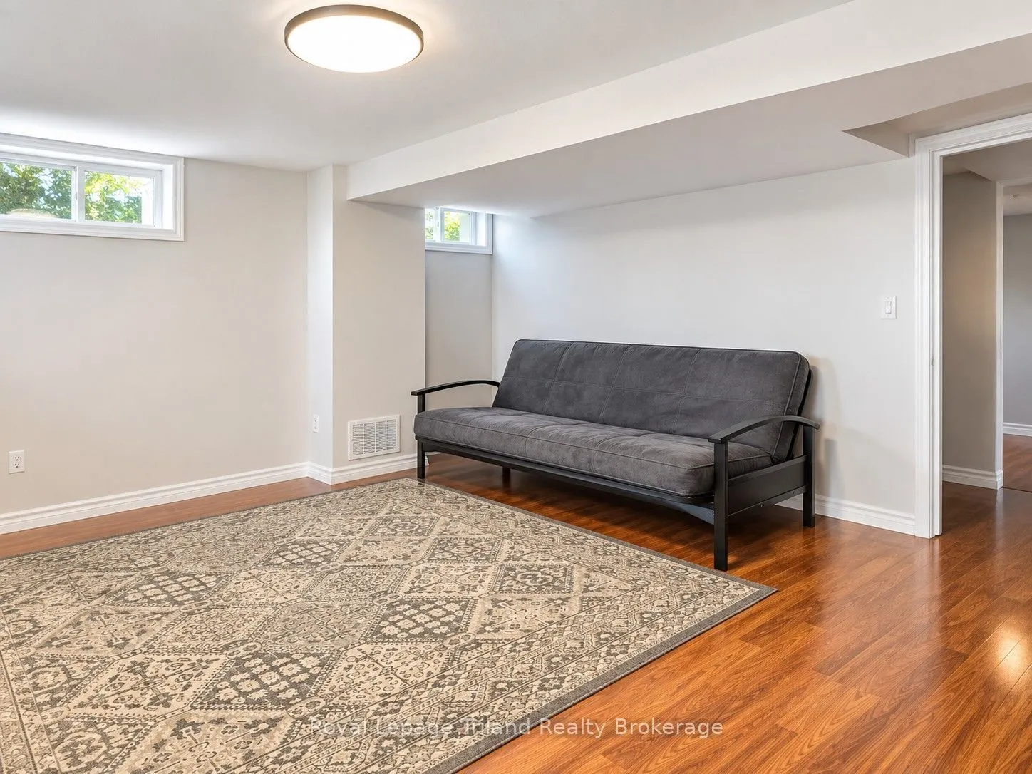 847 Hunters Gate Crescent