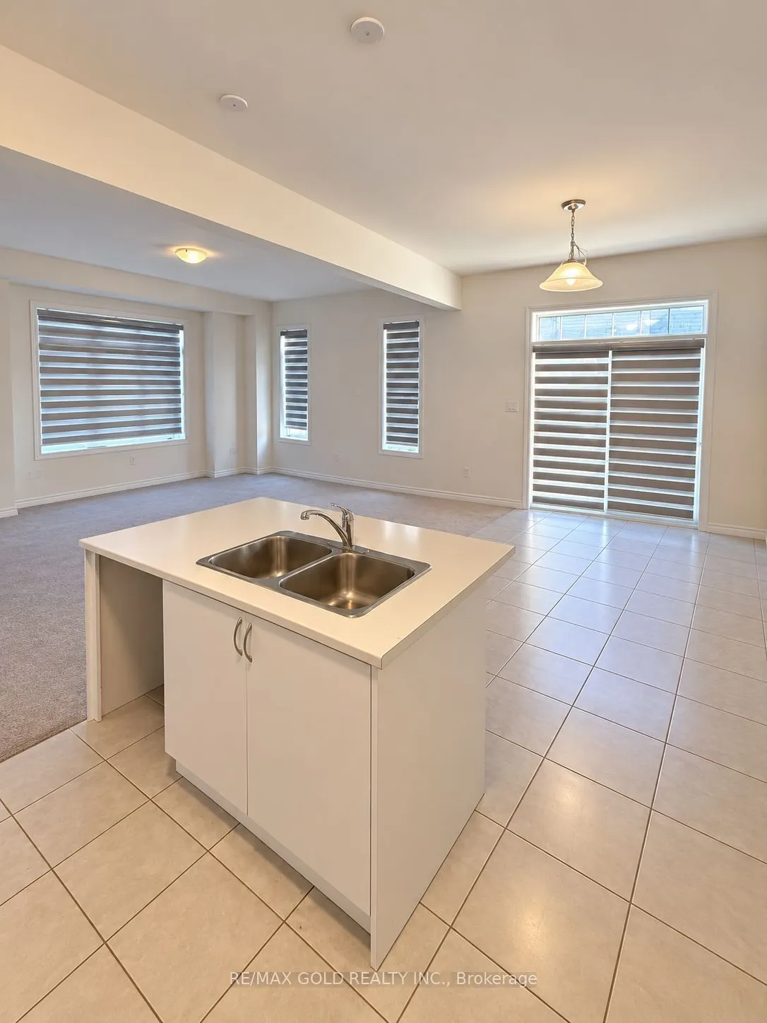 84 Macklin Street