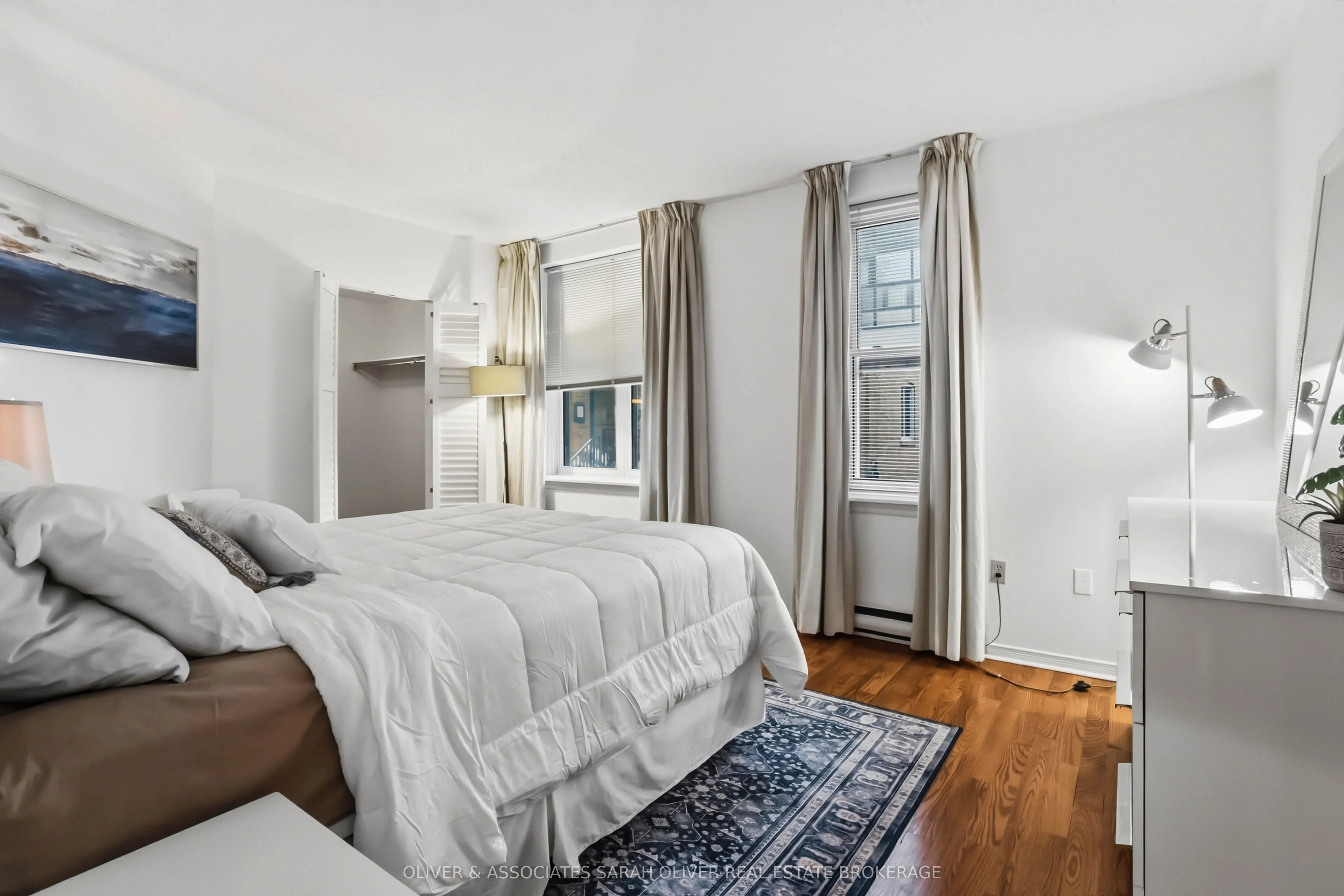 285 Queens Avenue #101