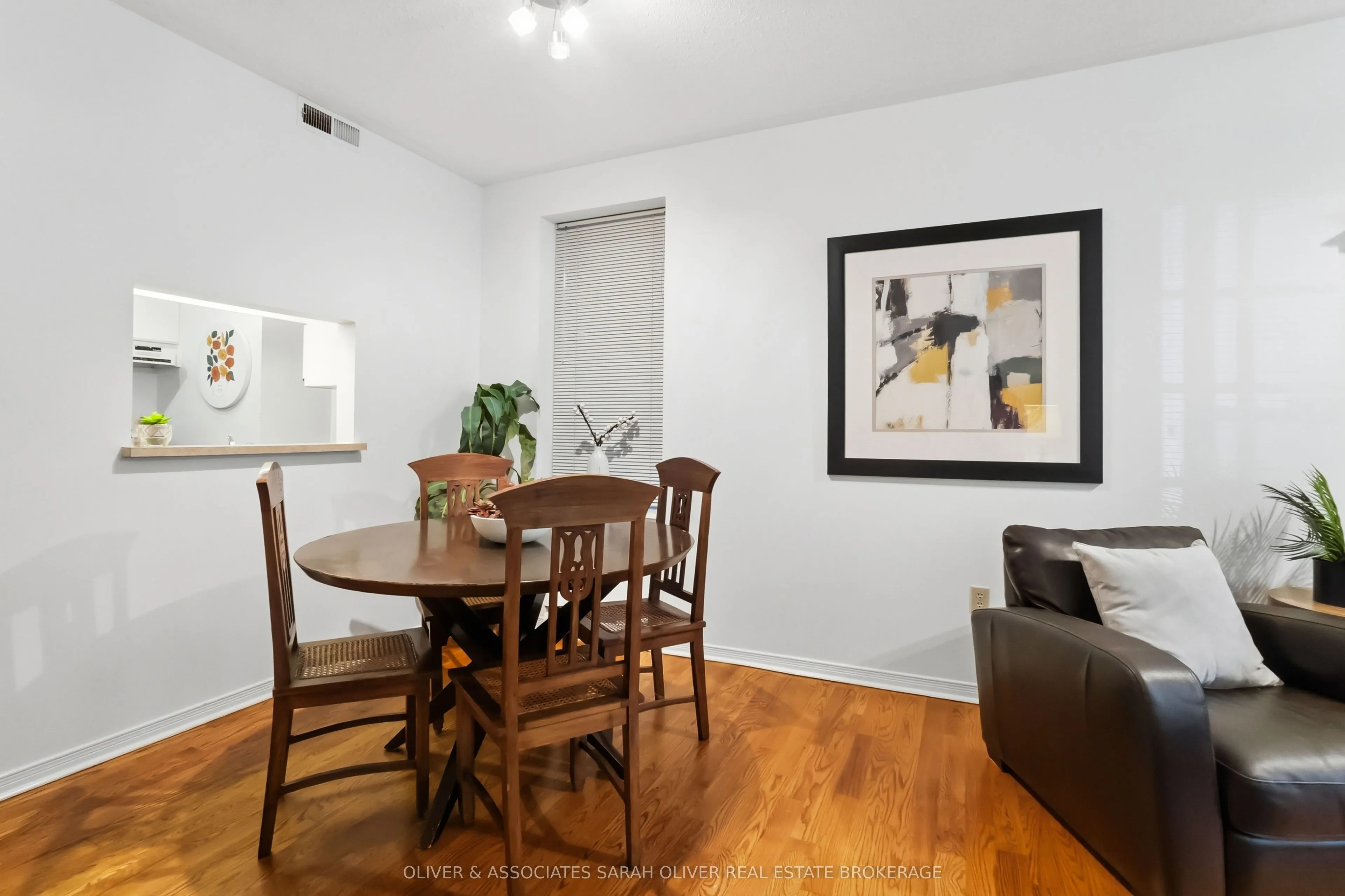 285 Queens Avenue #101