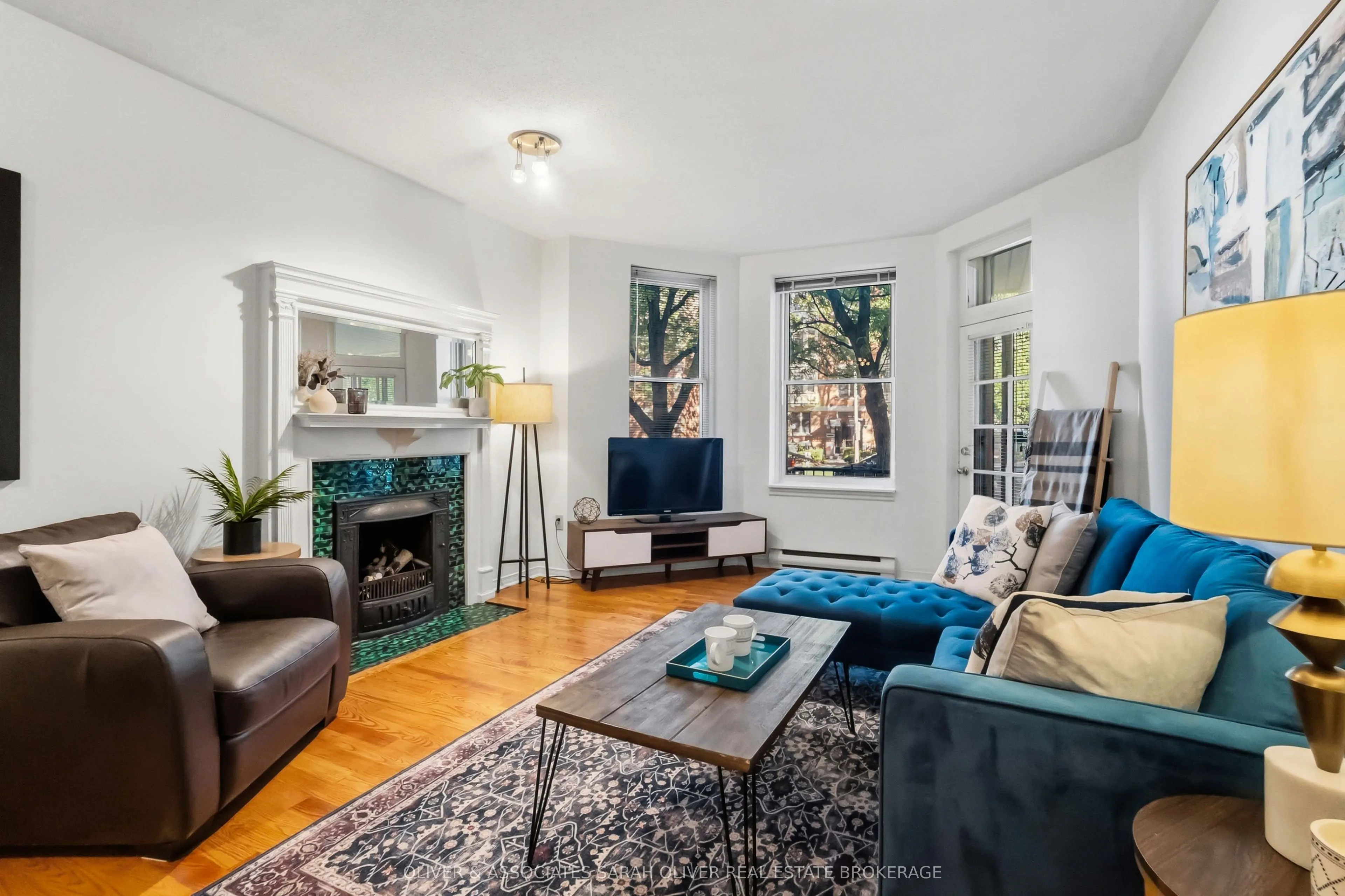 285 Queens Avenue #101