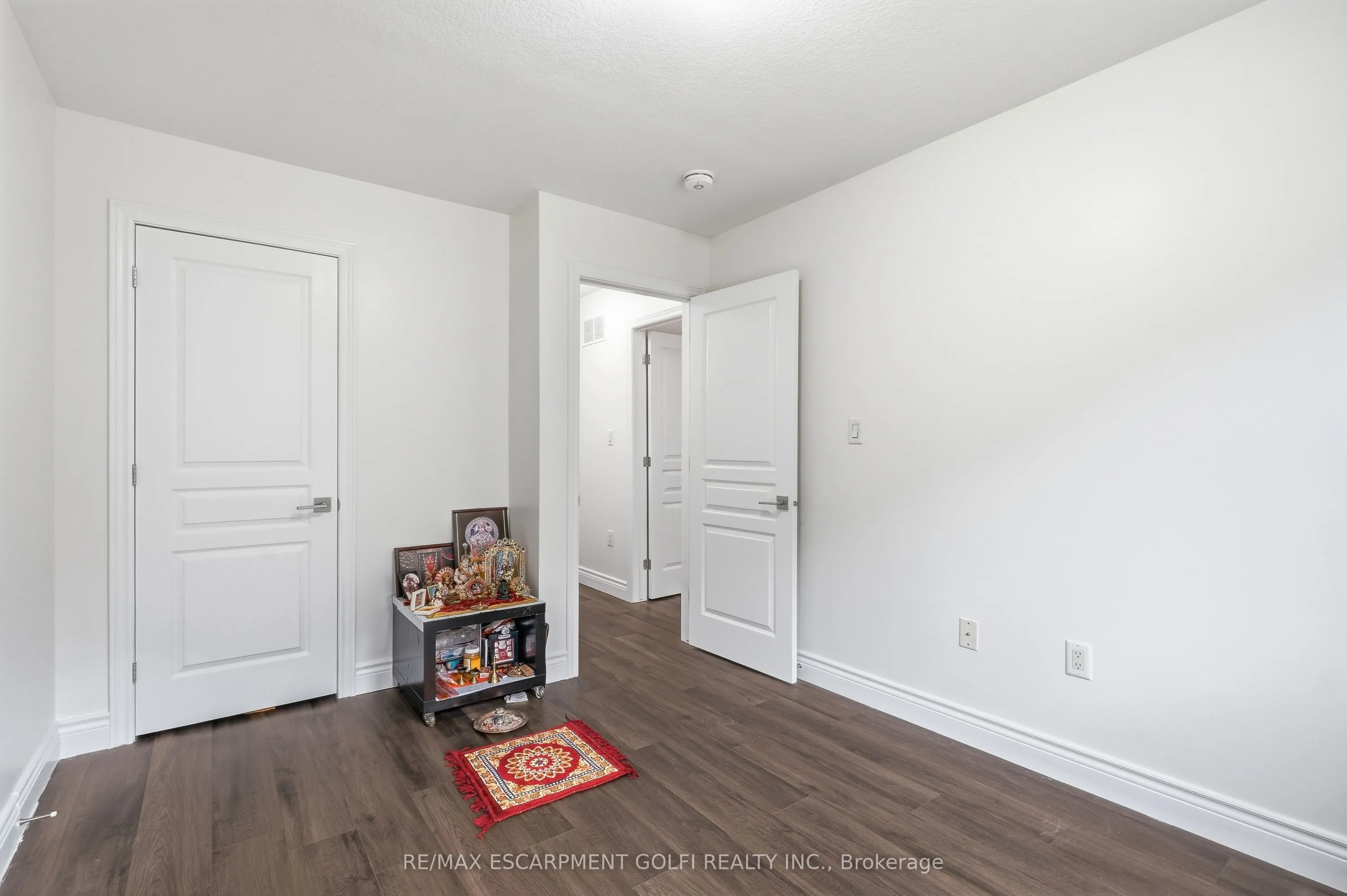 161 Kinsman Drive