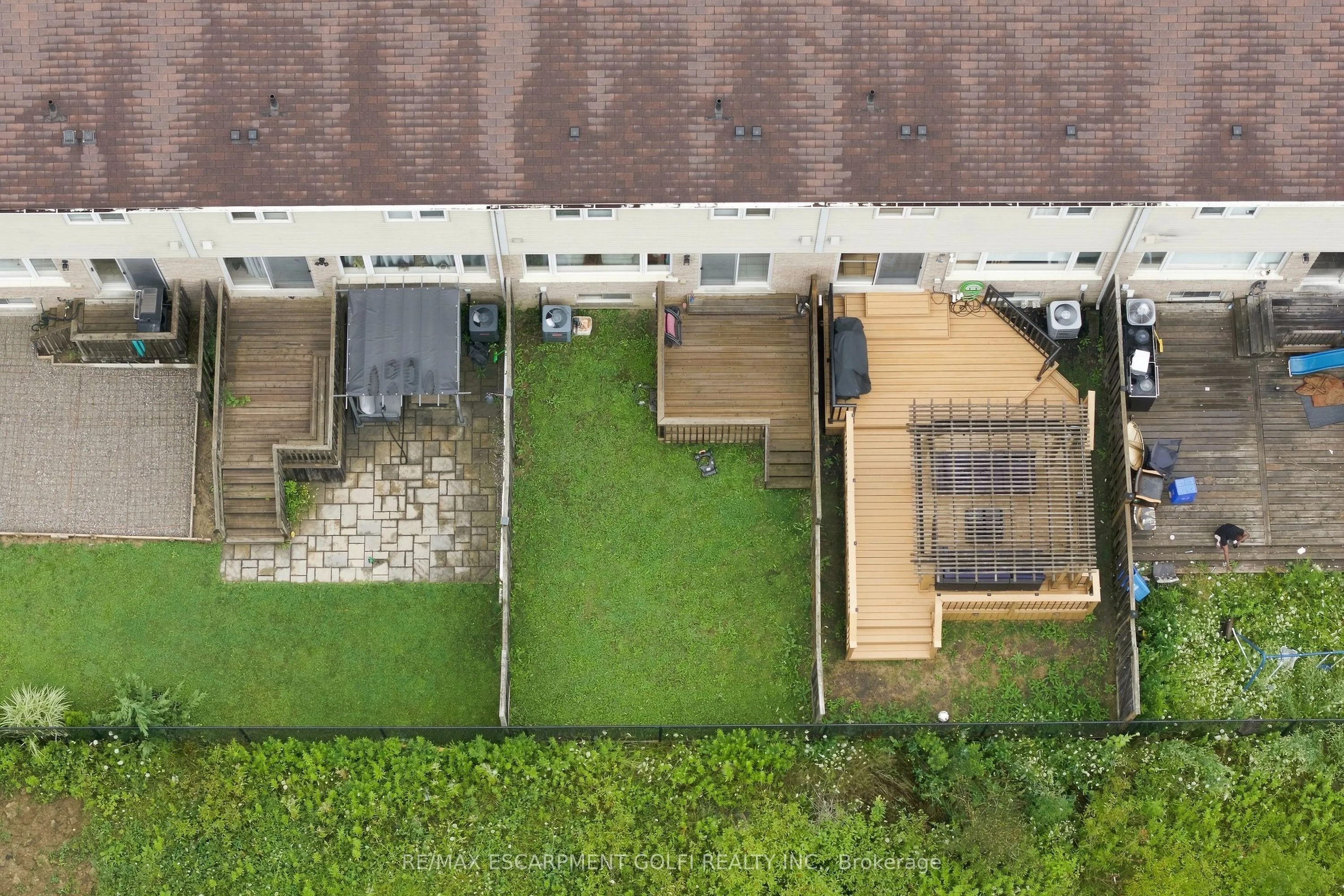 161 Kinsman Drive
