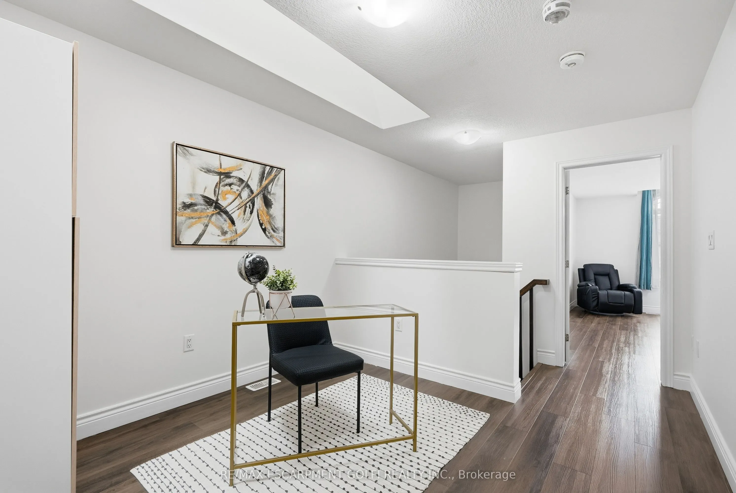 161 Kinsman Drive