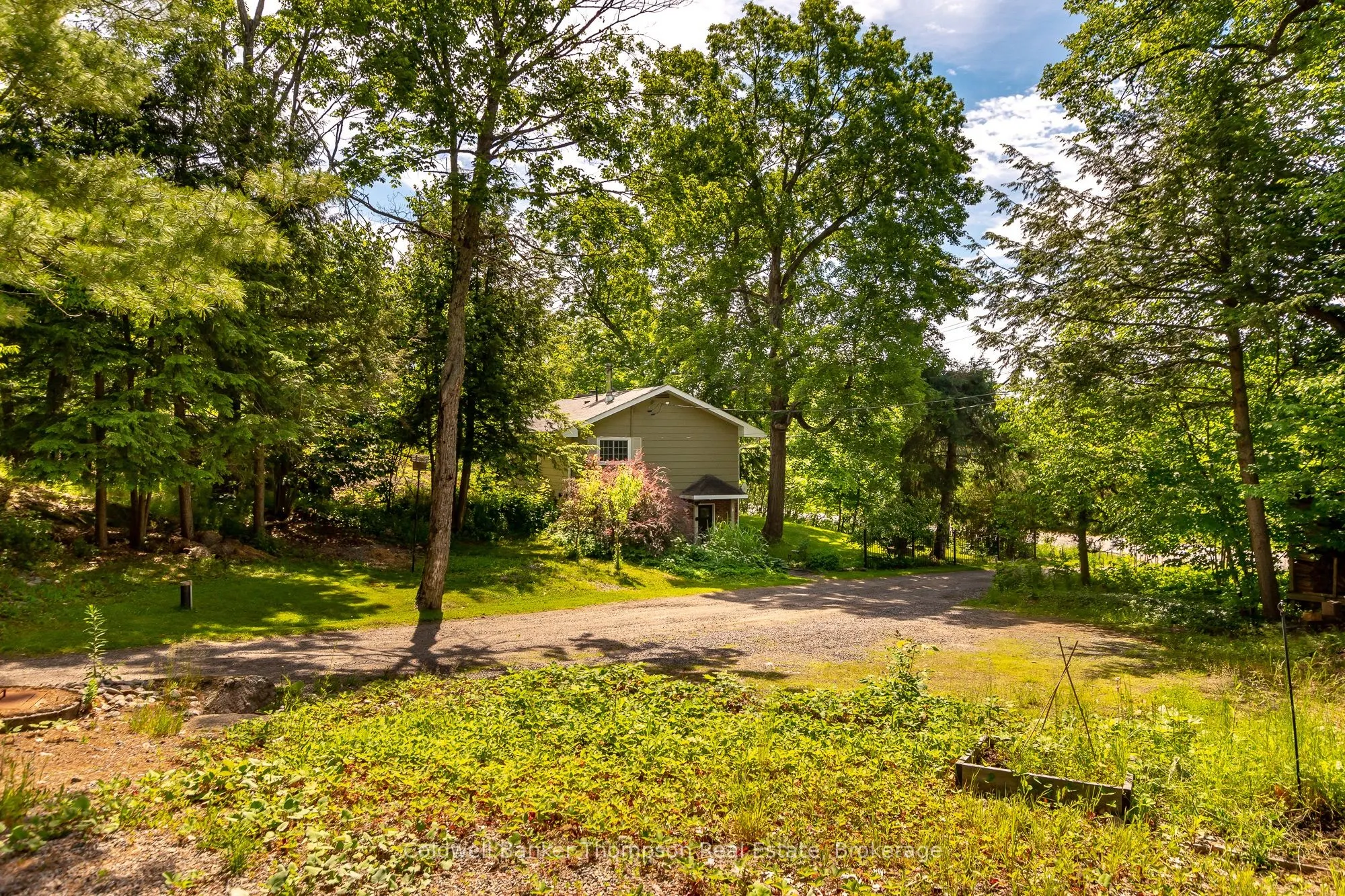2-2802 Muskoka 118 Road W