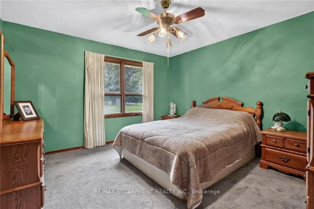 3294 South Grimsby Road 7