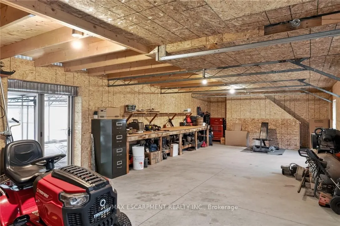 3294 South Grimsby Road 7