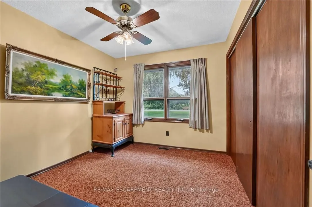 3294 South Grimsby Road 7