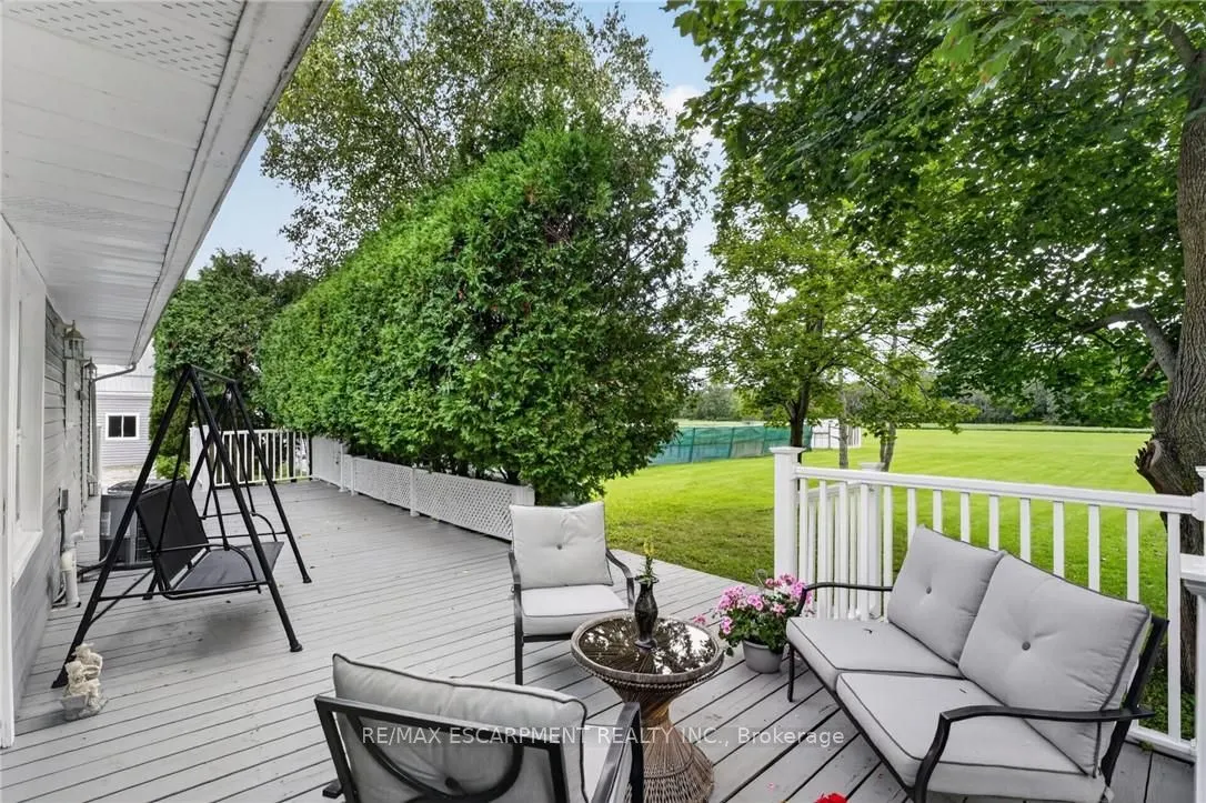 3294 South Grimsby Road 7