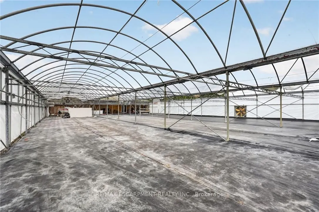 3294 South Grimsby Road 7