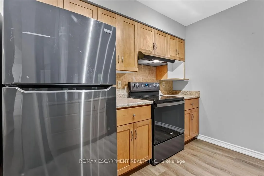 317 Lock Street W #113