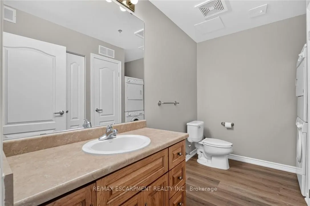 317 Lock Street W #113