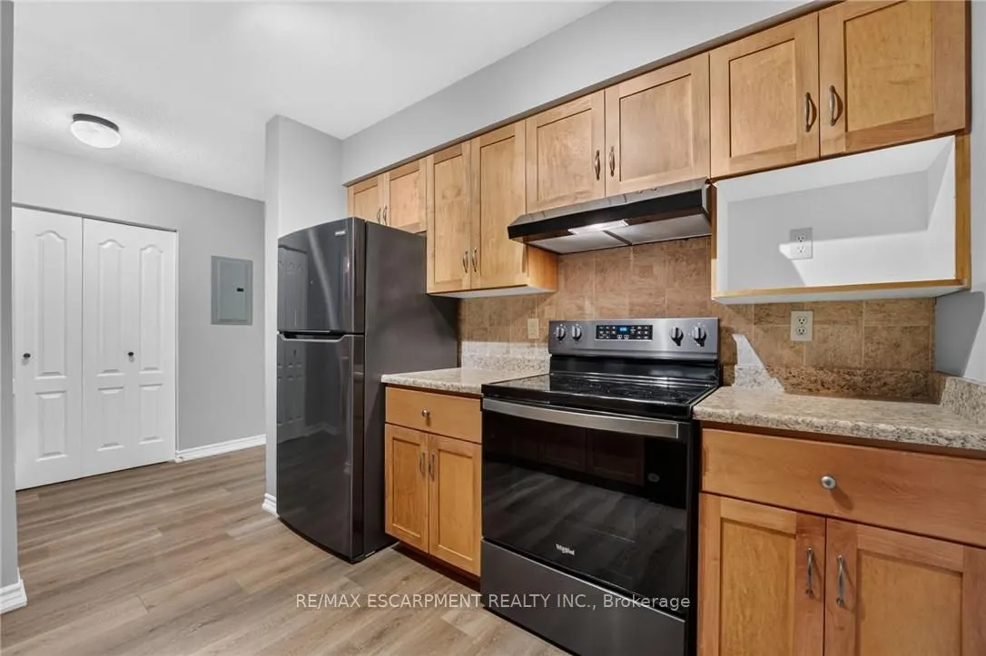 317 Lock Street W #113