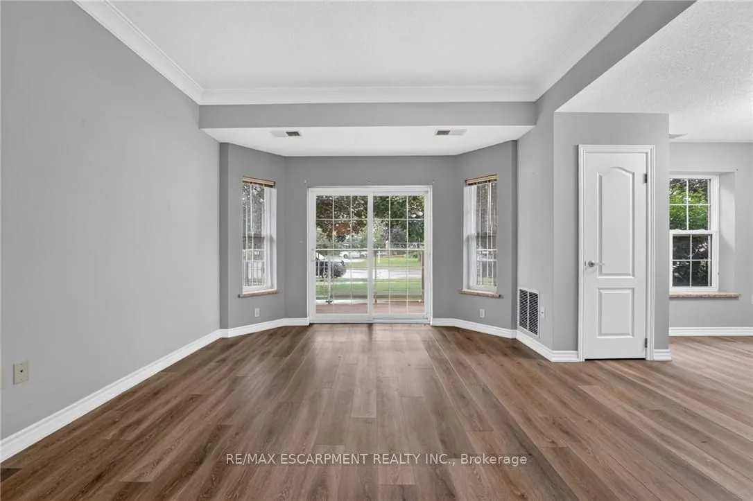 317 Lock Street W #113