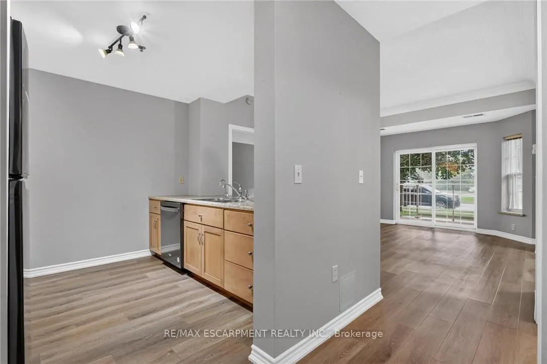 317 Lock Street W #113