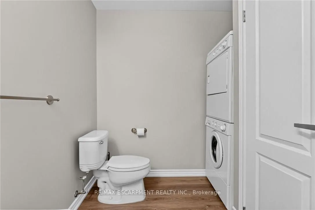 317 Lock Street W #113