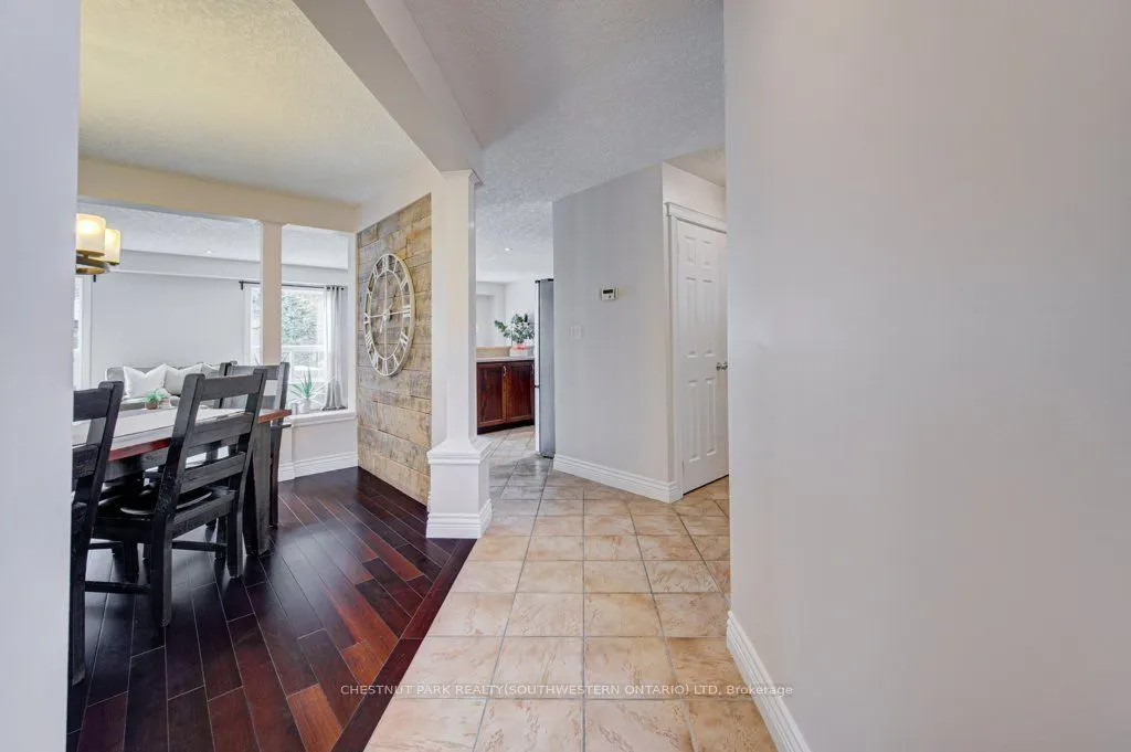 424 Sauve Crescent