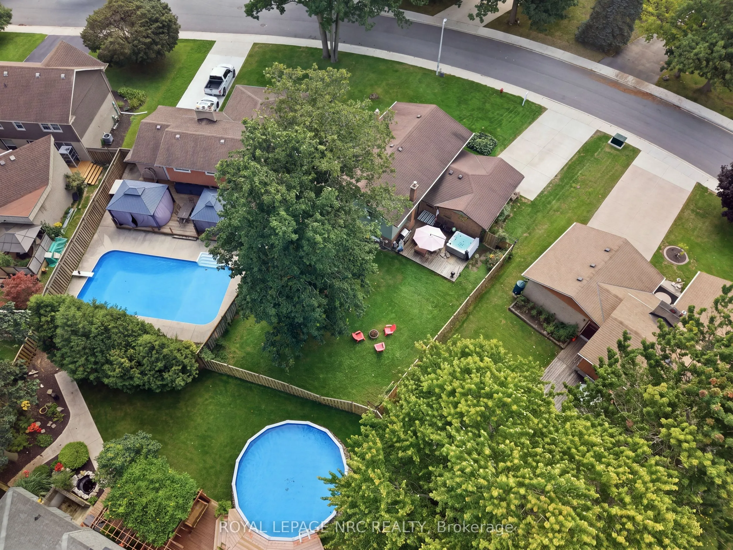 25 Sherwood Forest Trail