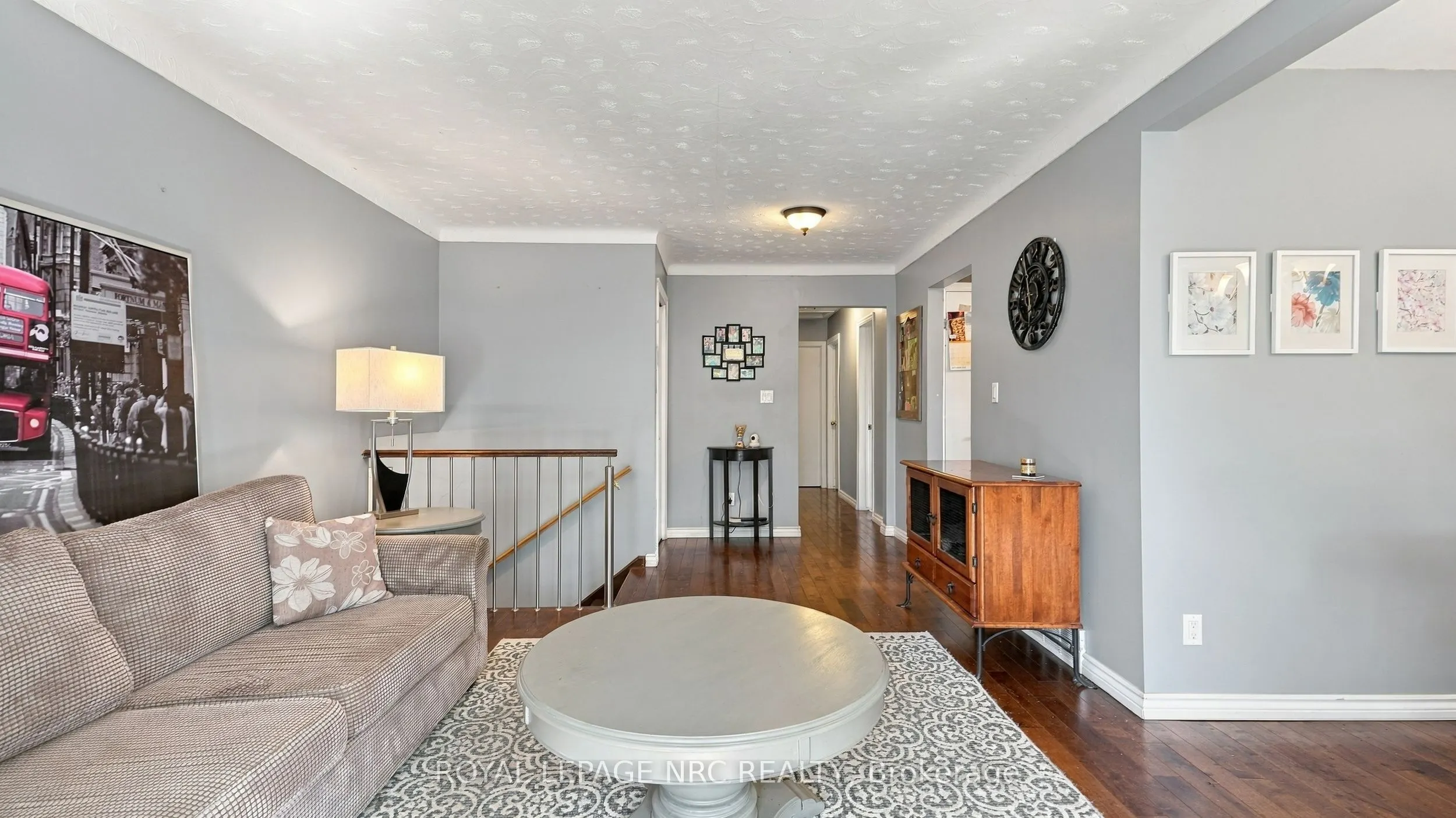 25 Sherwood Forest Trail