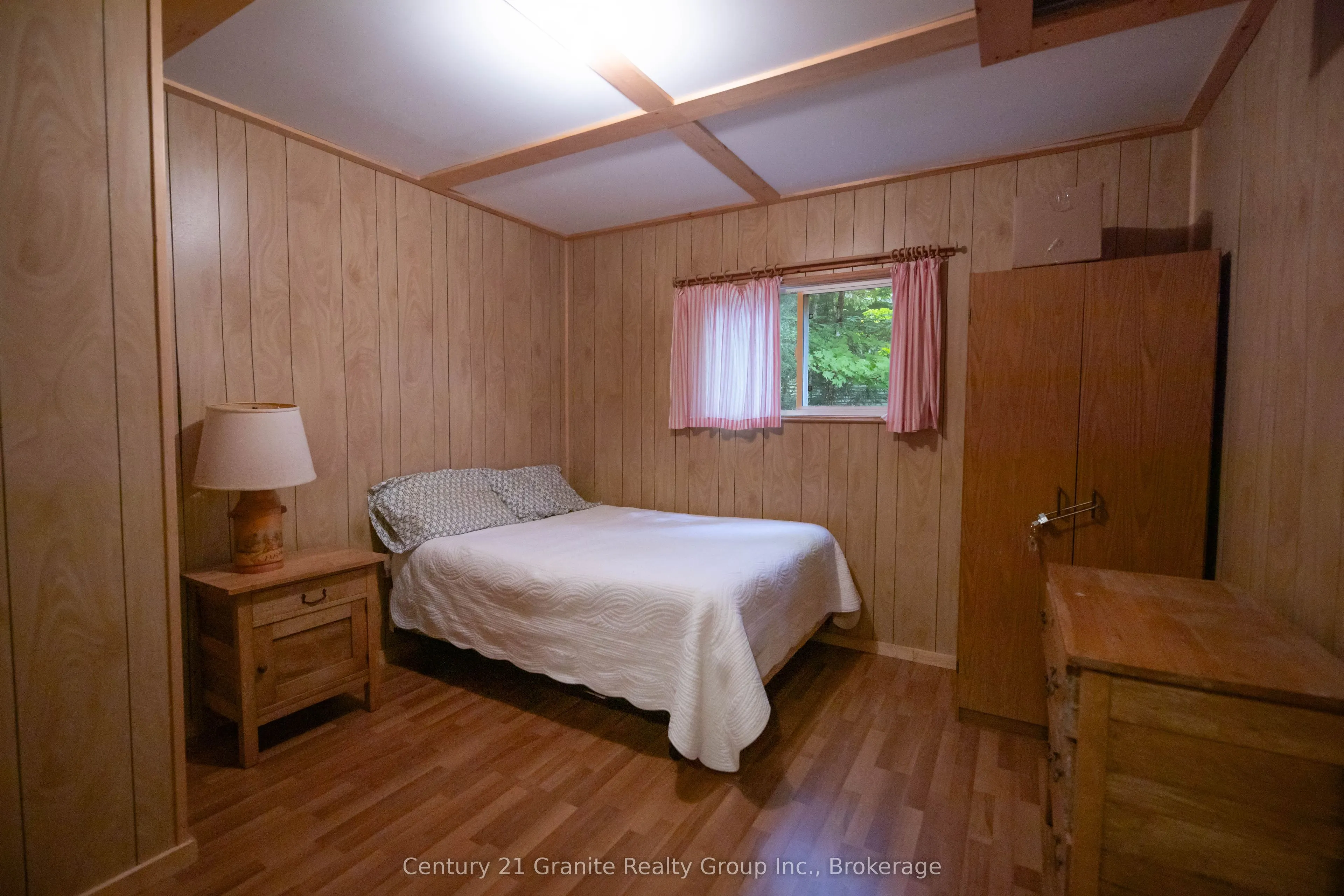 4943 Kennisis Lake Road