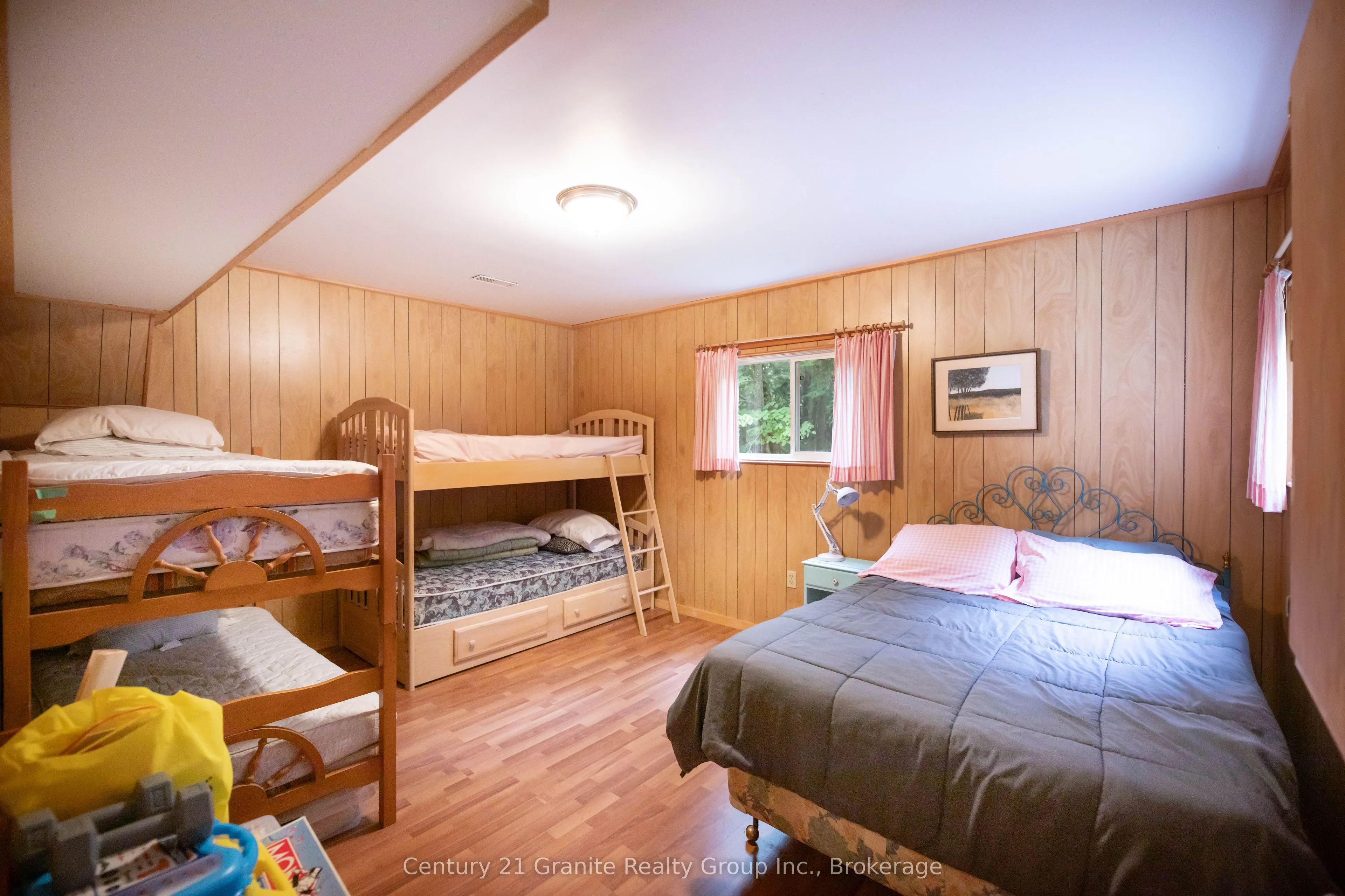 4943 Kennisis Lake Road