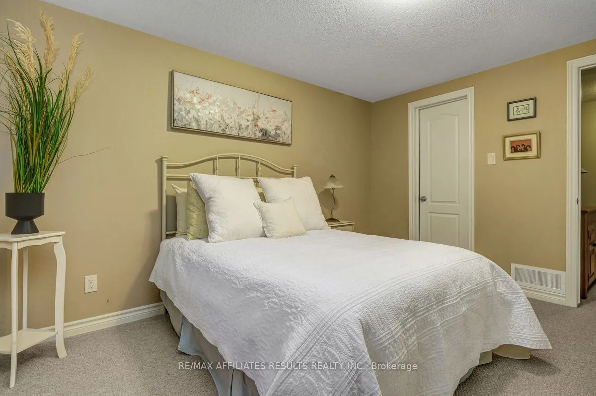 248 Bulrush Crescent