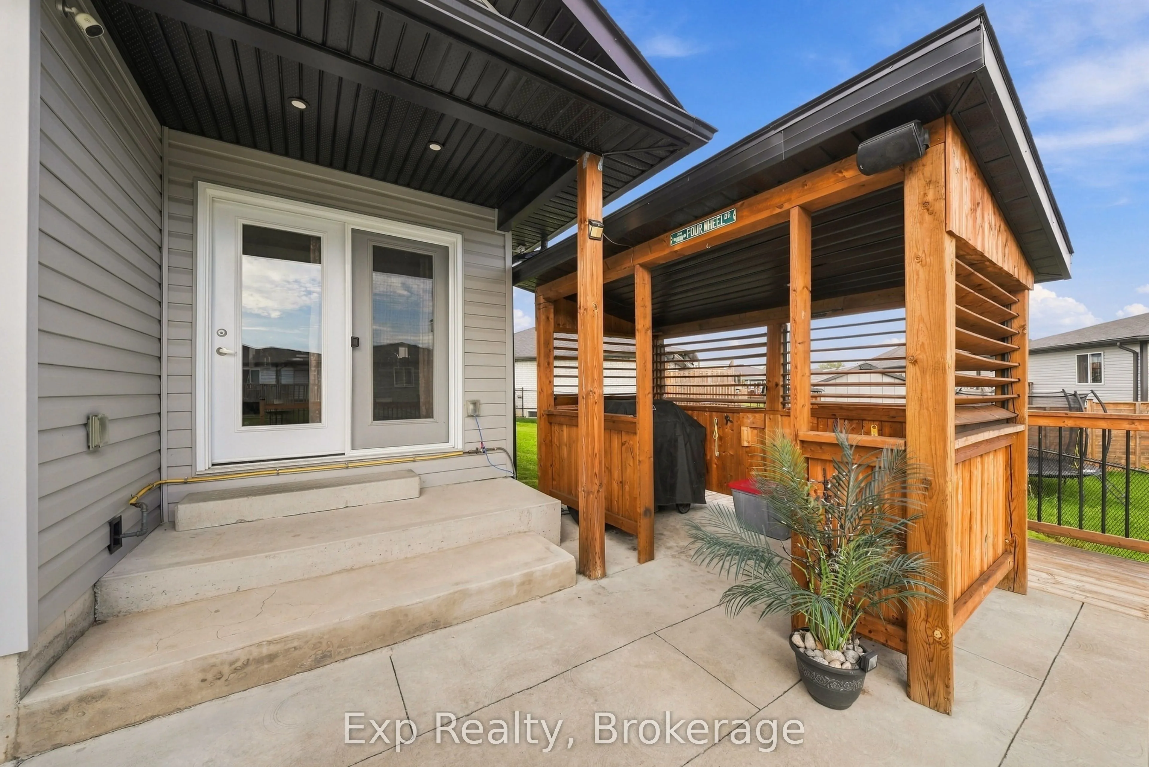 14 Lehtinen Crescent