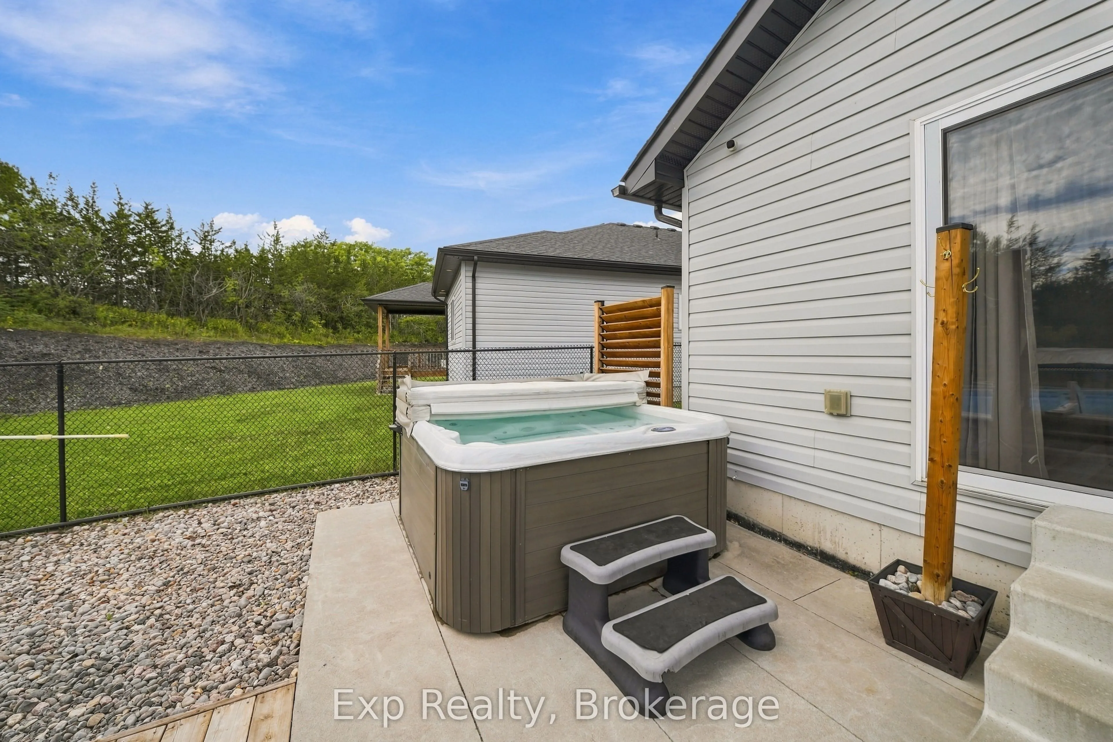 14 Lehtinen Crescent