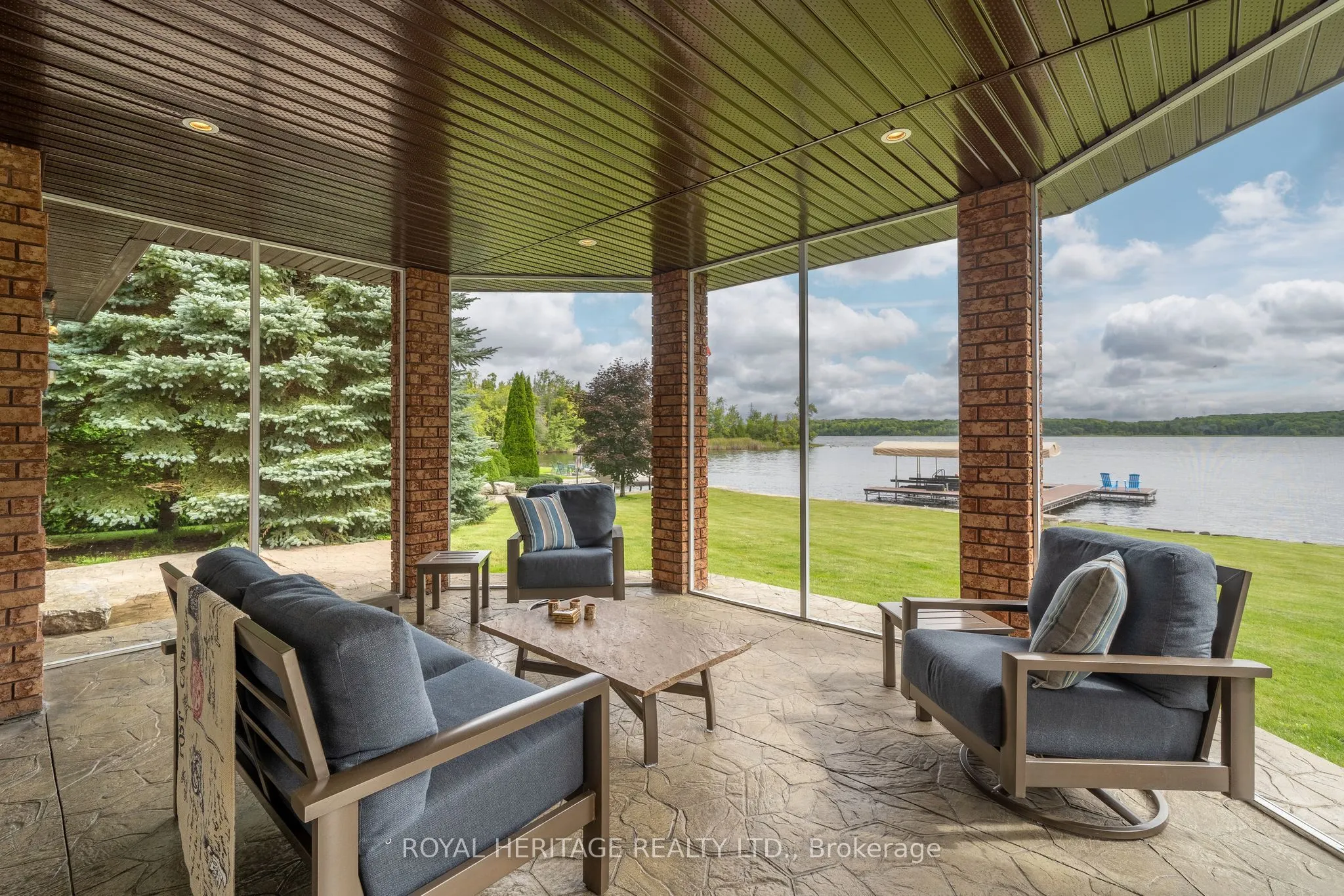 120 MCGREGOR Drive