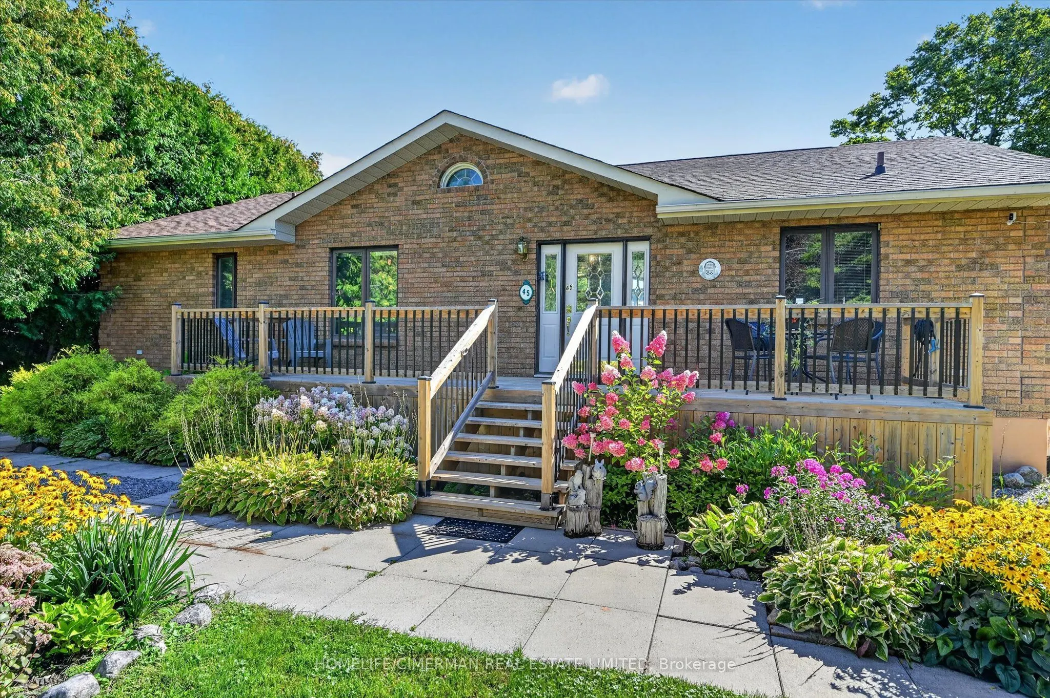 45 Admiral Drive