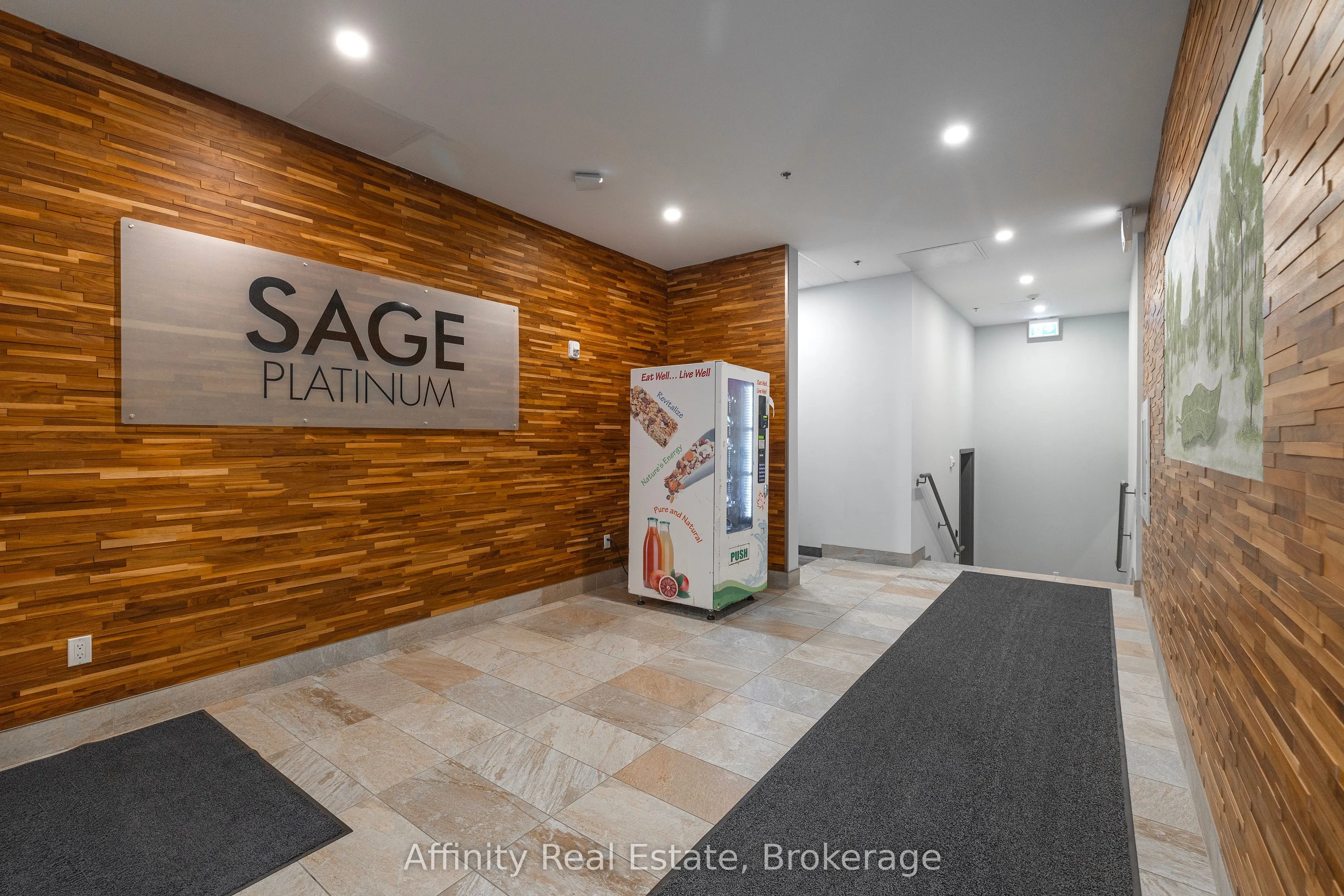 250 Albert Street #615