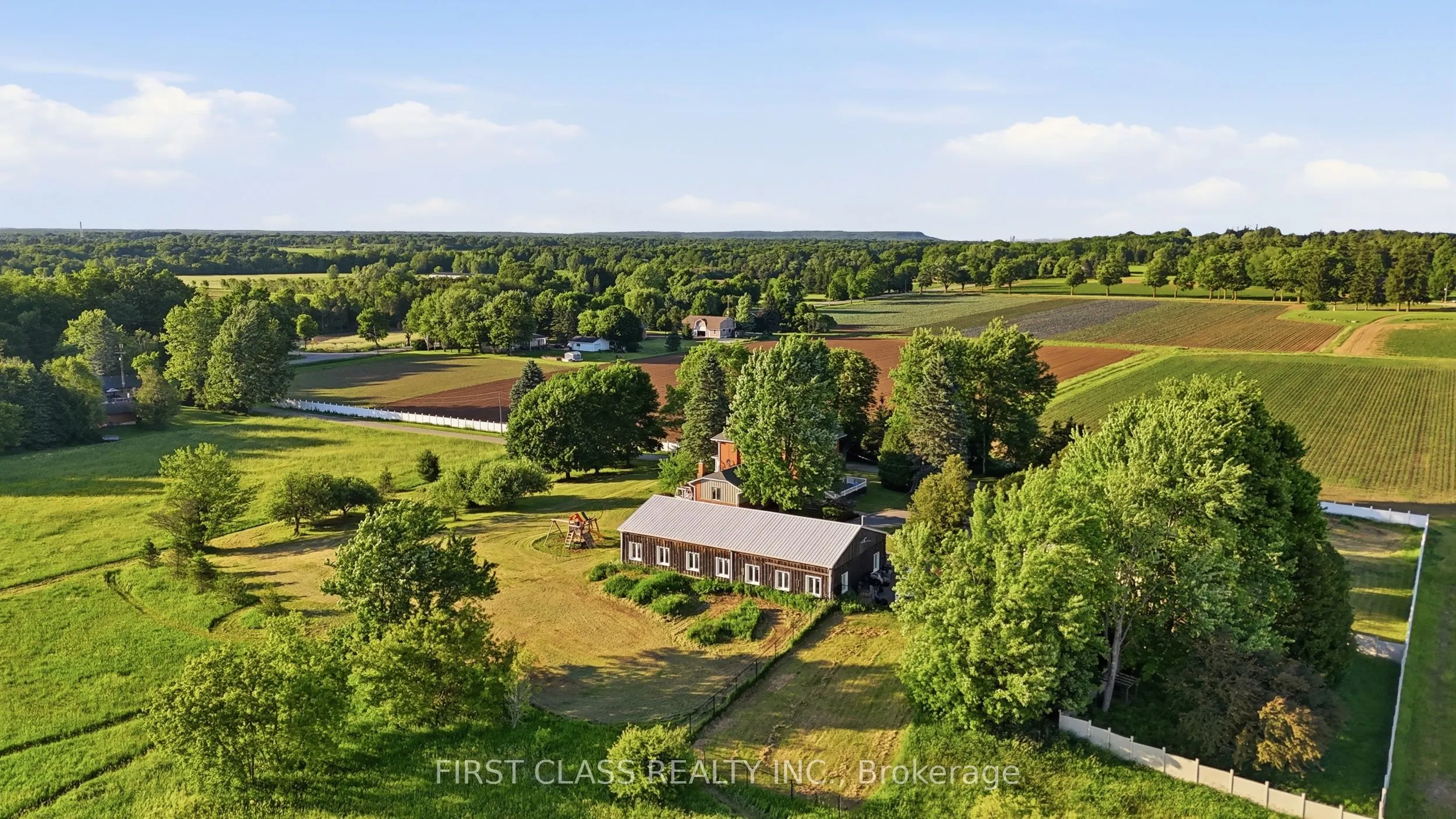 424 Concession Rd 8 E