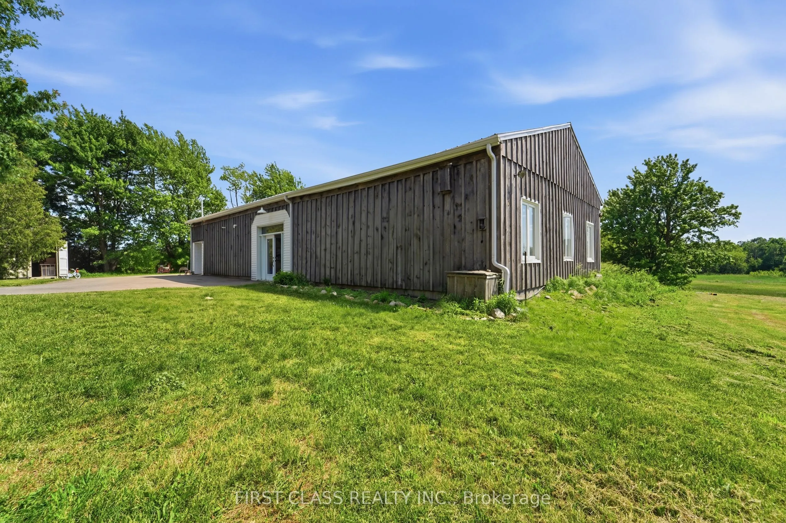 424 Concession Rd 8 E