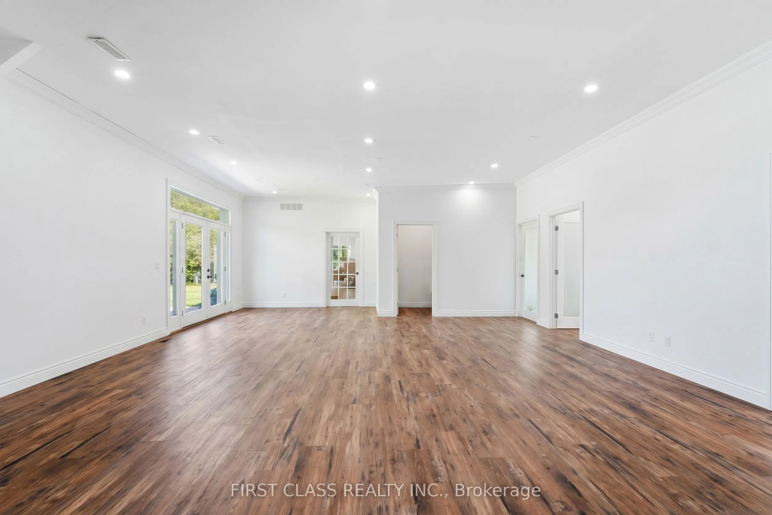 424 Concession Rd 8 E