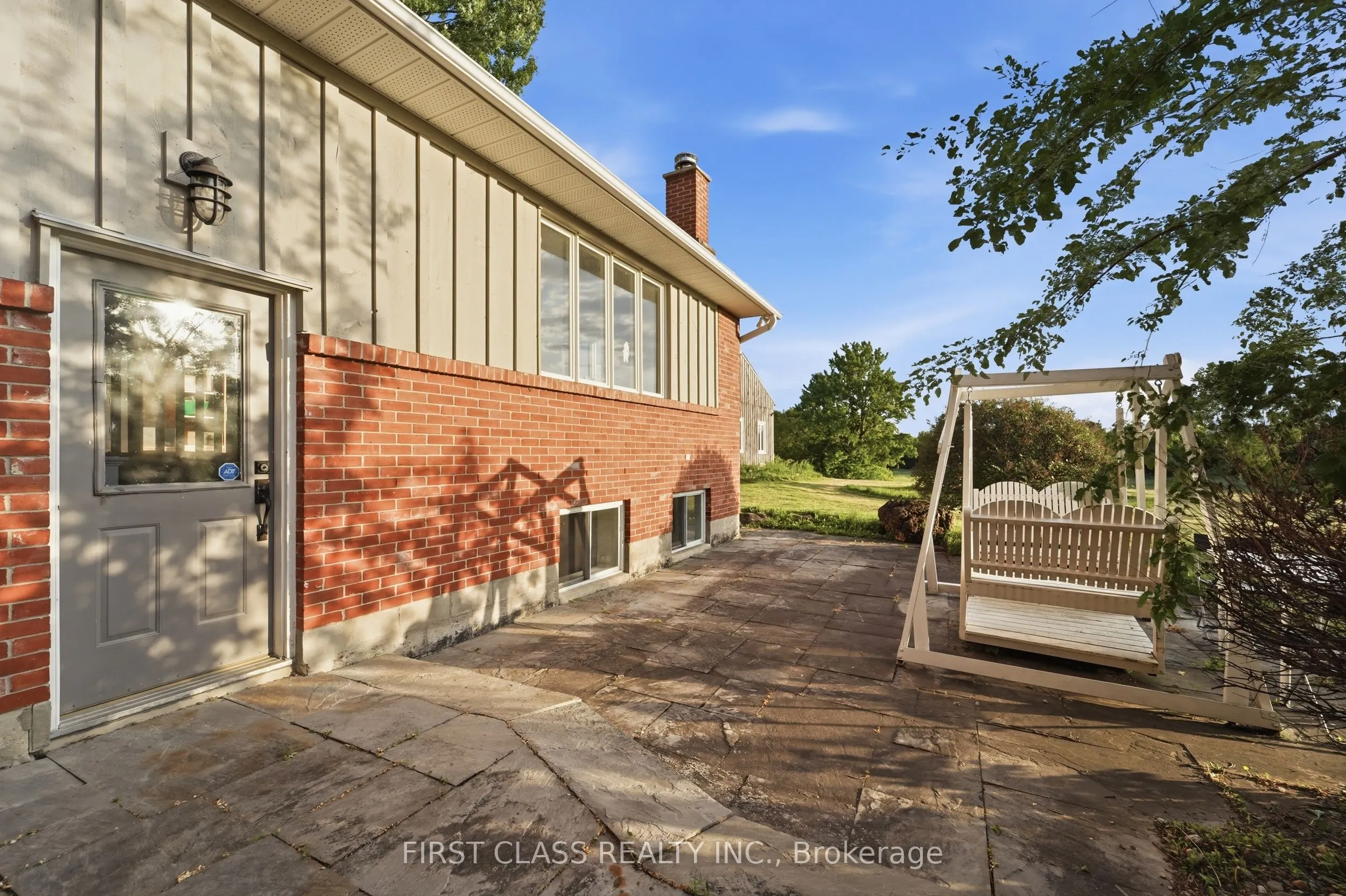 424 Concession Rd 8 E