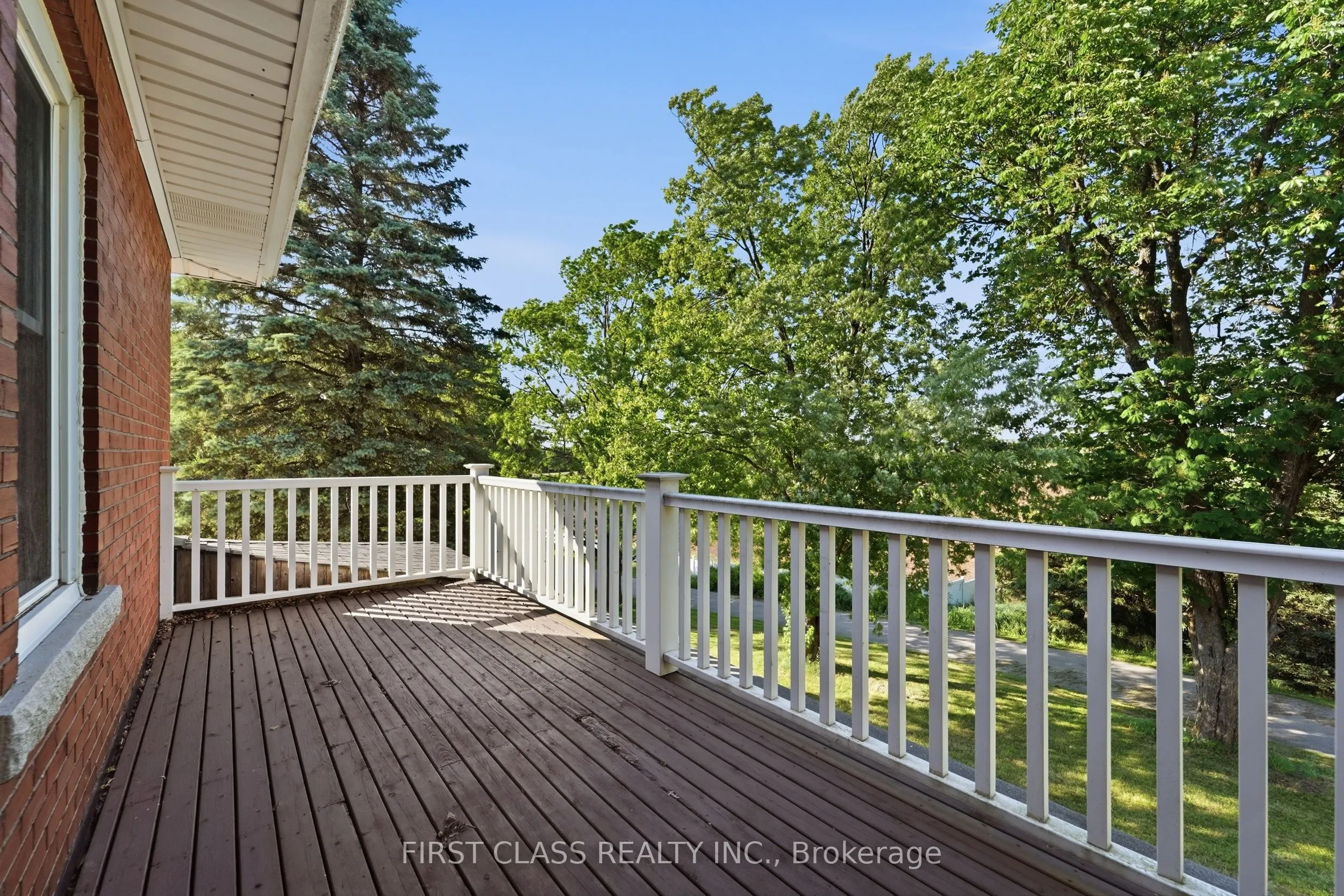 424 Concession Rd 8 E
