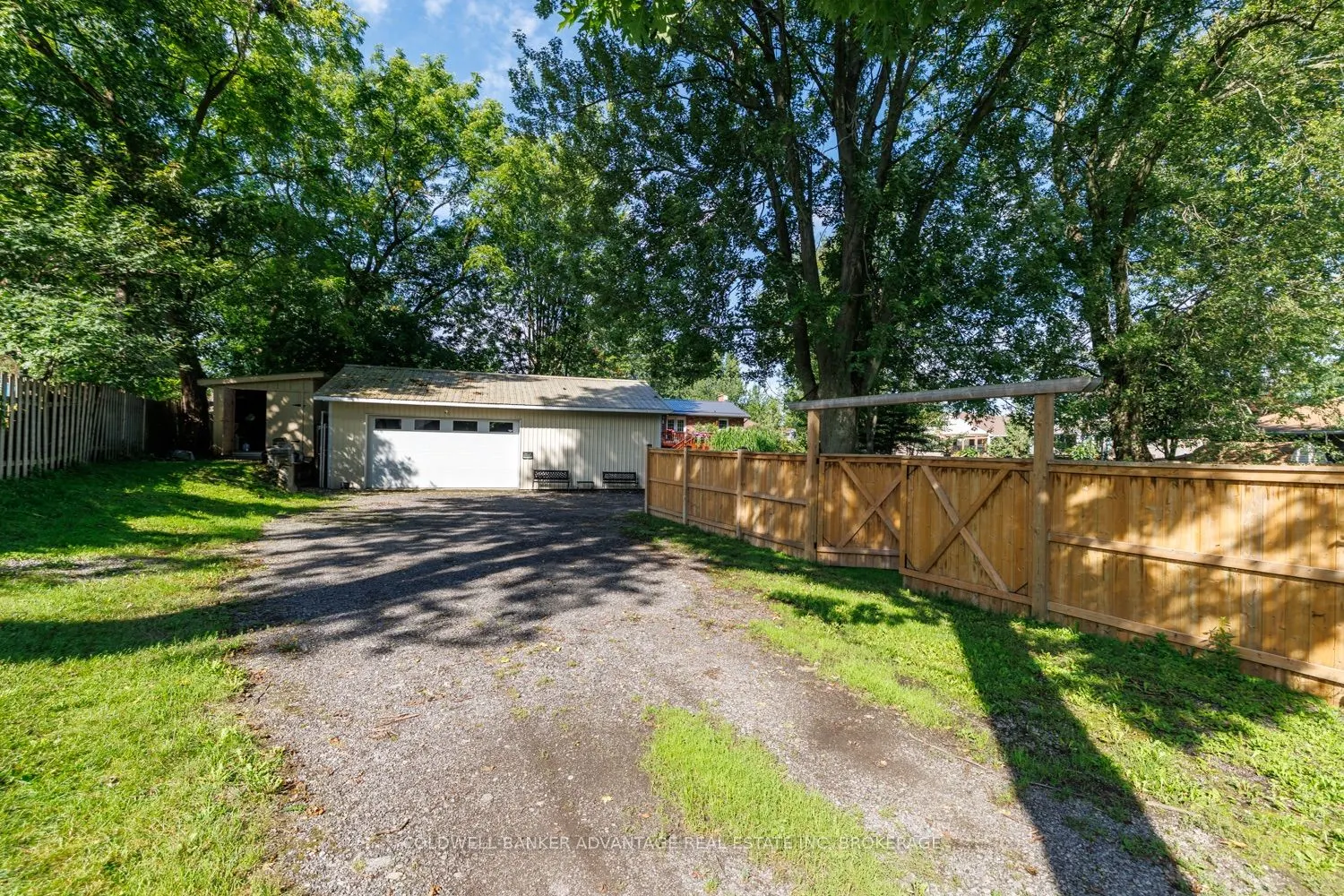 466 Sugarloaf Street