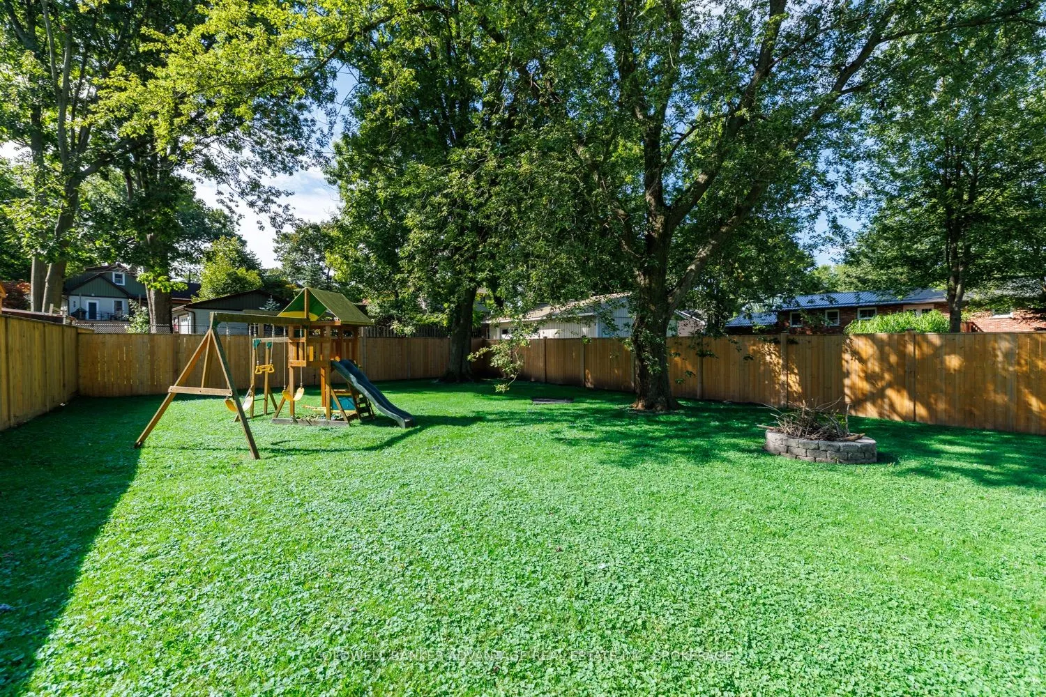 466 Sugarloaf Street