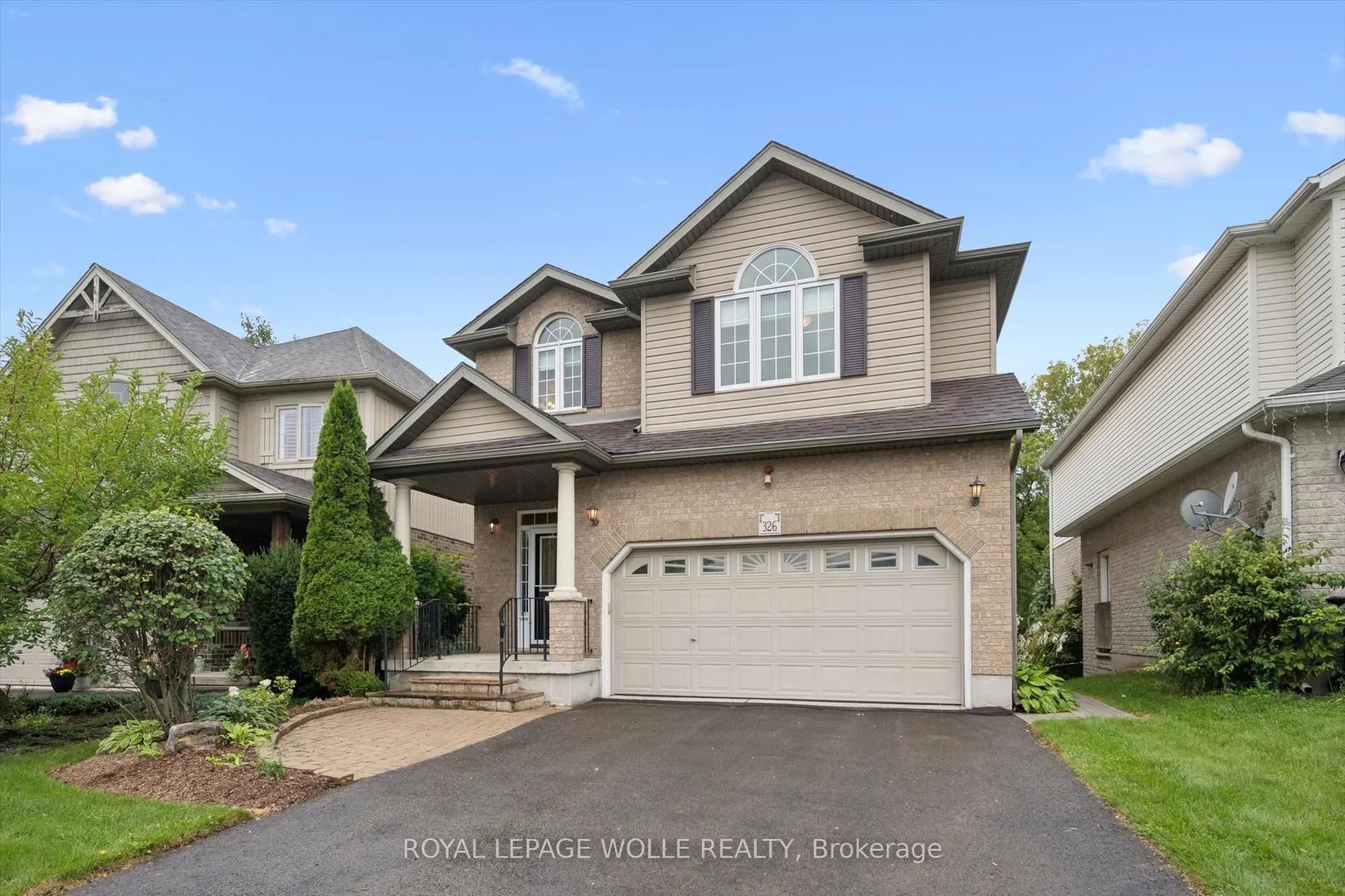 326 Tealby Crescent