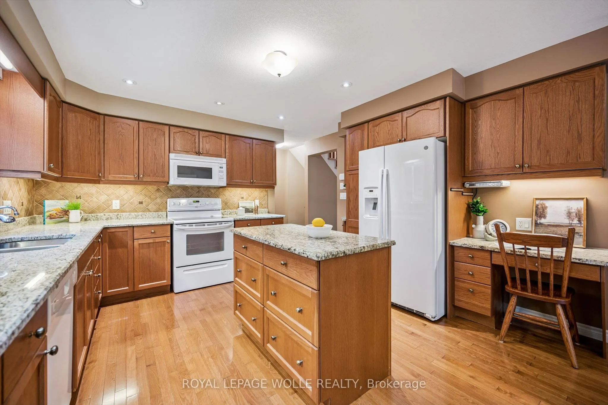 326 Tealby Crescent