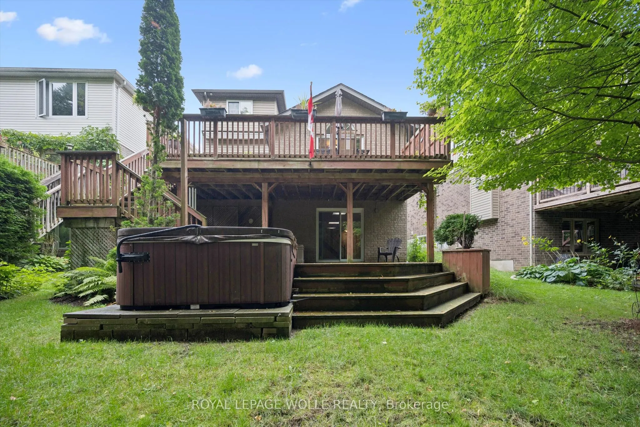 326 Tealby Crescent