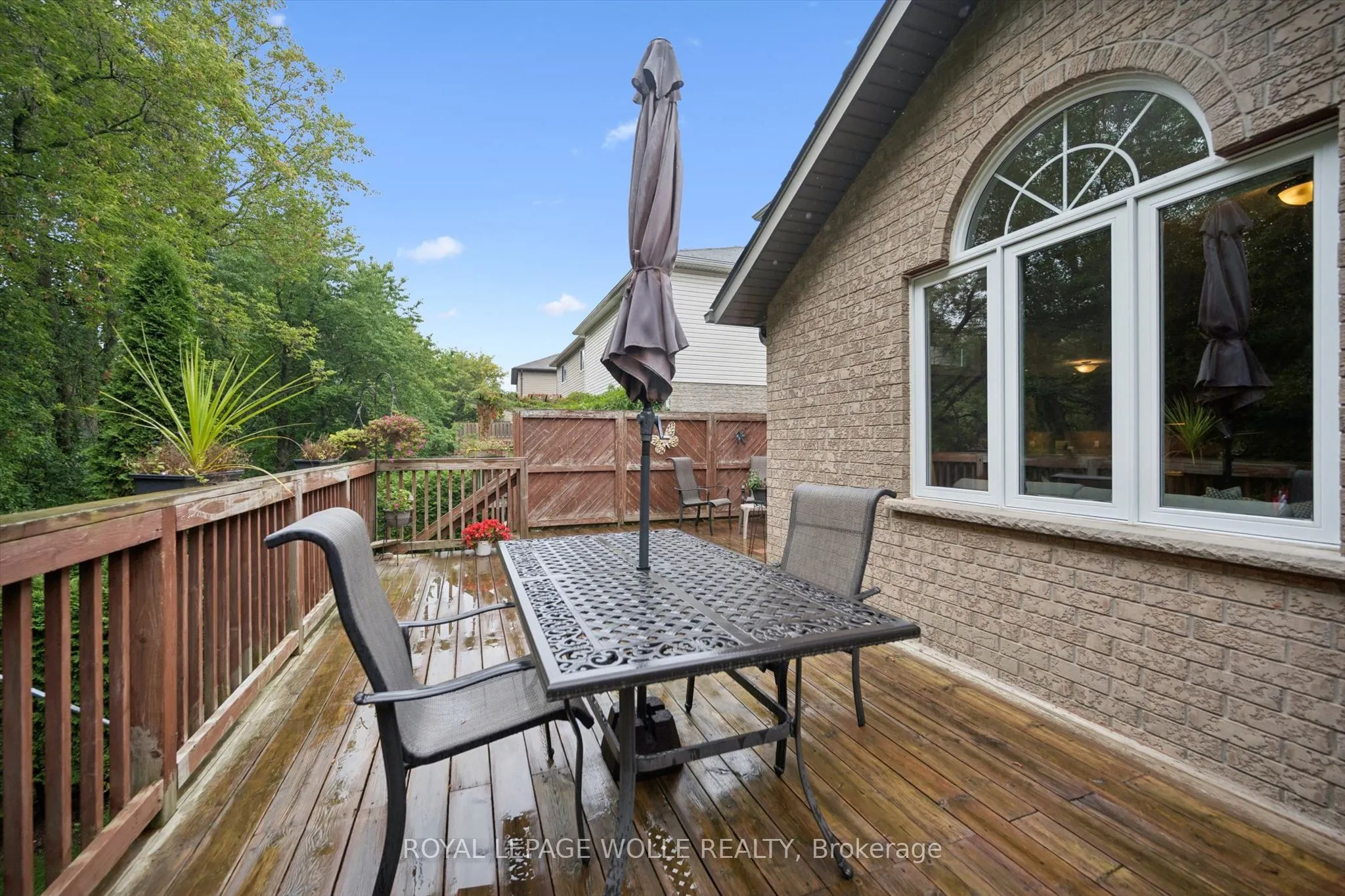 326 Tealby Crescent
