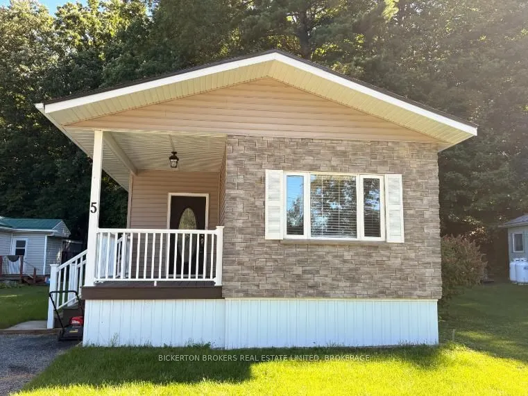 5 Pine Ridge Village - HWY 32 Highway