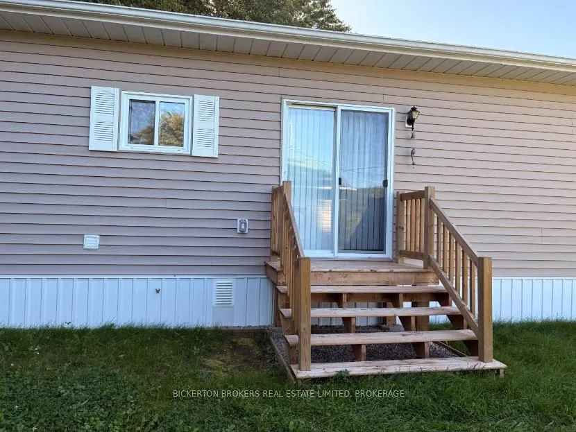 5 Pine Ridge Village - HWY 32 Highway