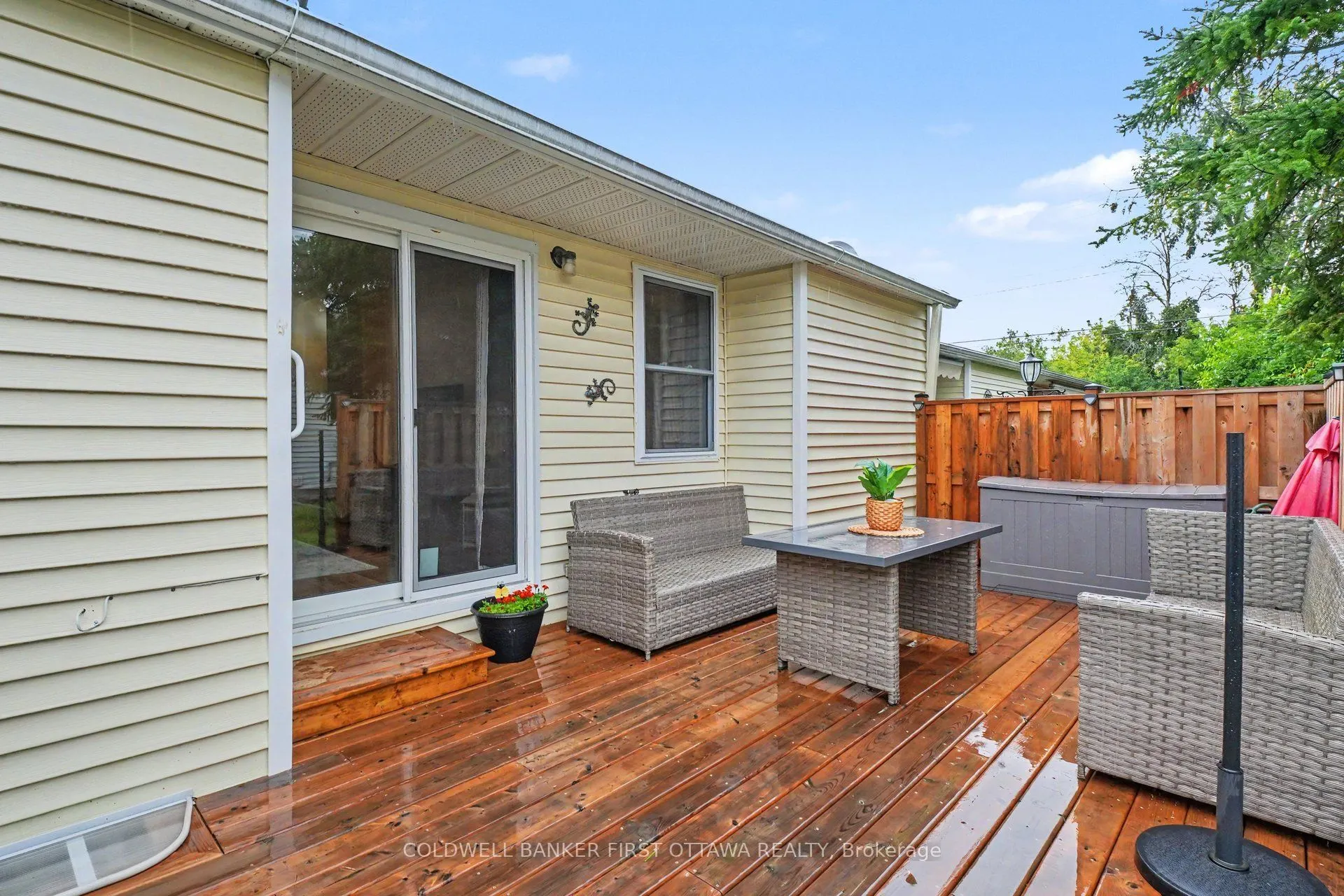 6 Bathurst Road #3