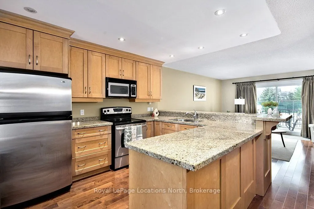 127 Alfred Street W #44