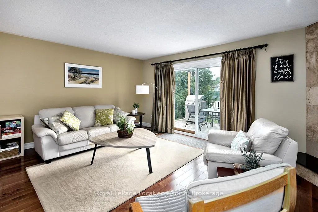 127 Alfred Street W #44