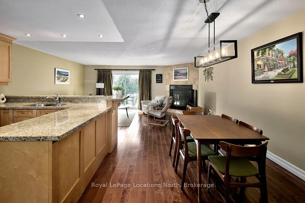 127 Alfred Street W #44