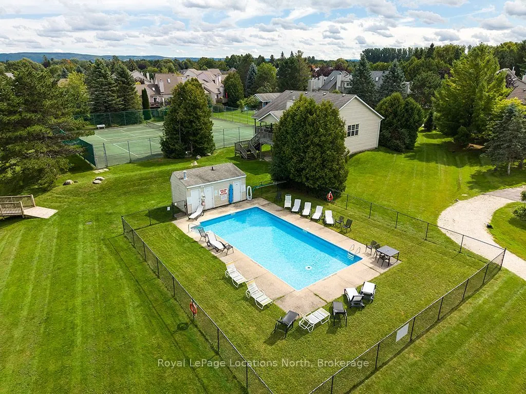 127 Alfred Street W #44