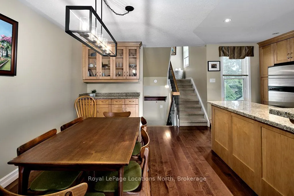 127 Alfred Street W #44
